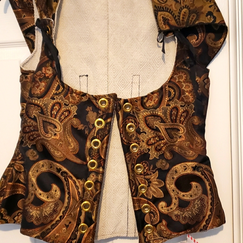 Damsel in the Dress Hooded Vixen
